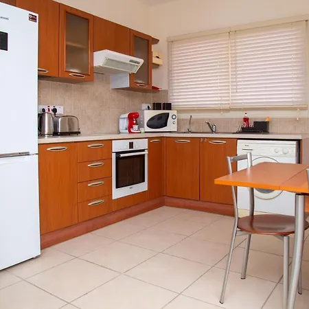 Apartament 2 Bedroom Cates Top Floor Peaceful With Pool! *